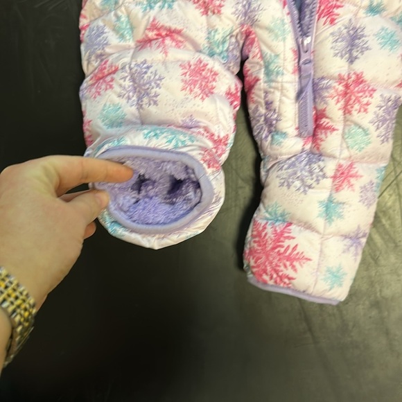 EUC Spyder 1-piece snow suit sz 9m-12m - Picture 4 of 12